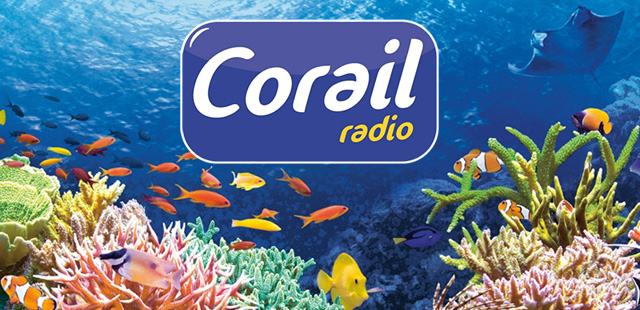 La mer, les vacances et le bouquet Corail Radio