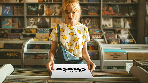 De Djam Radio à Radio Choco: l’odyssée musicale artisanale de Superjuju