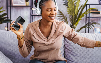 Au Canada, l’audio s’écoute à 80% en ligne selon Media Technology Monitor