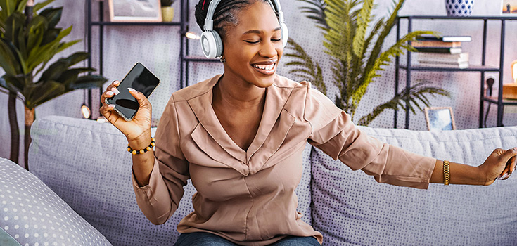 Au Canada, l&rsquo;audio s&rsquo;écoute à 80% en ligne selon Media Technology Monitor